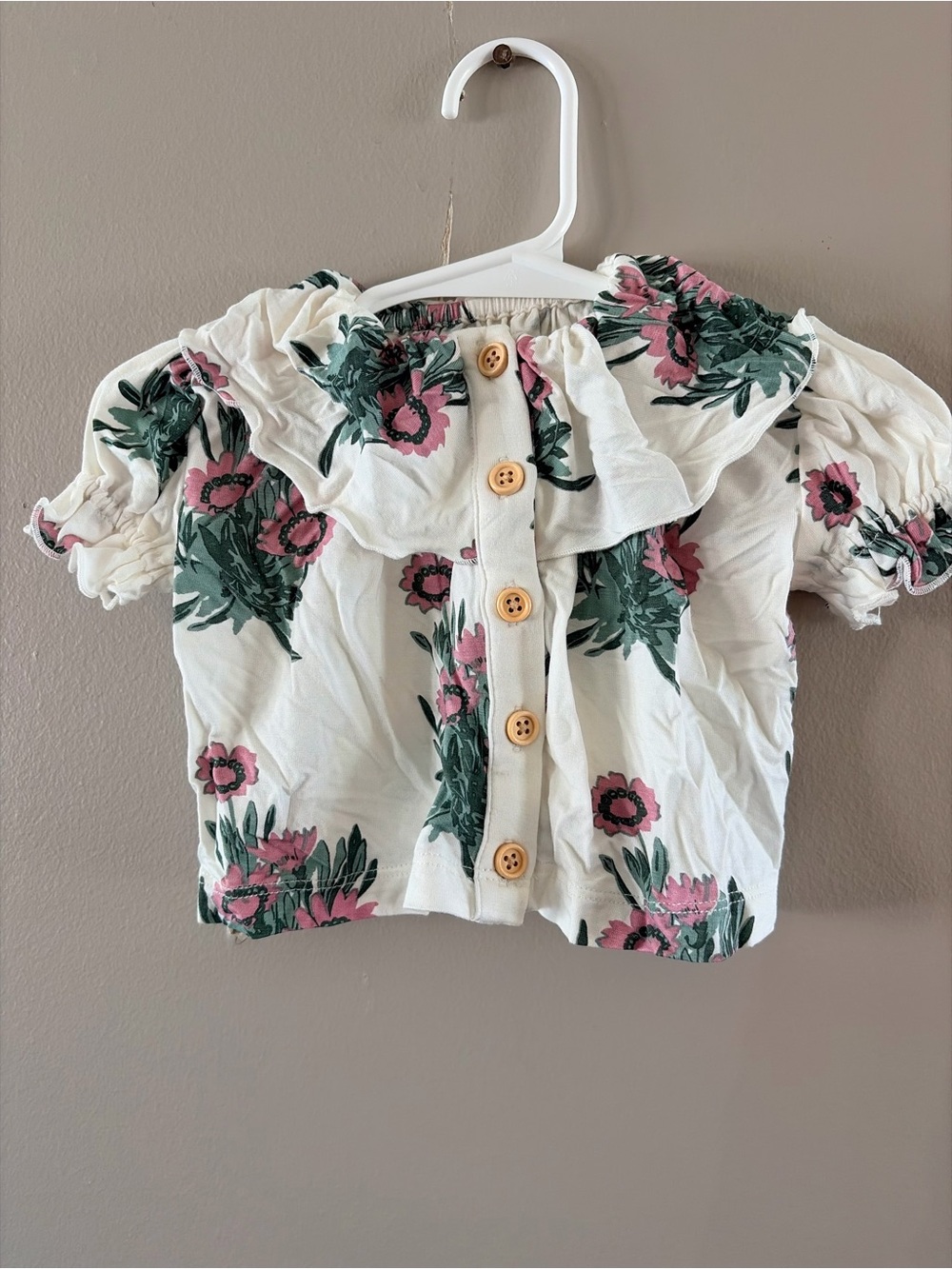 Kate Quinn White Button-Front Floral Top with Pink & Green Print